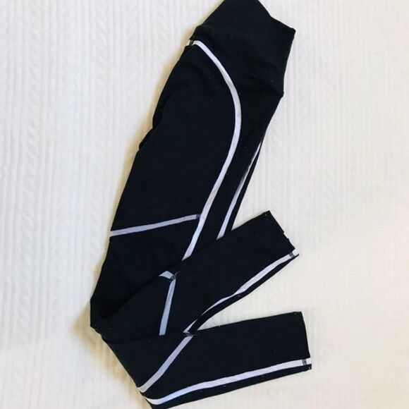Alo Yoga High‎ Rise leggings - Picture 3 of 6